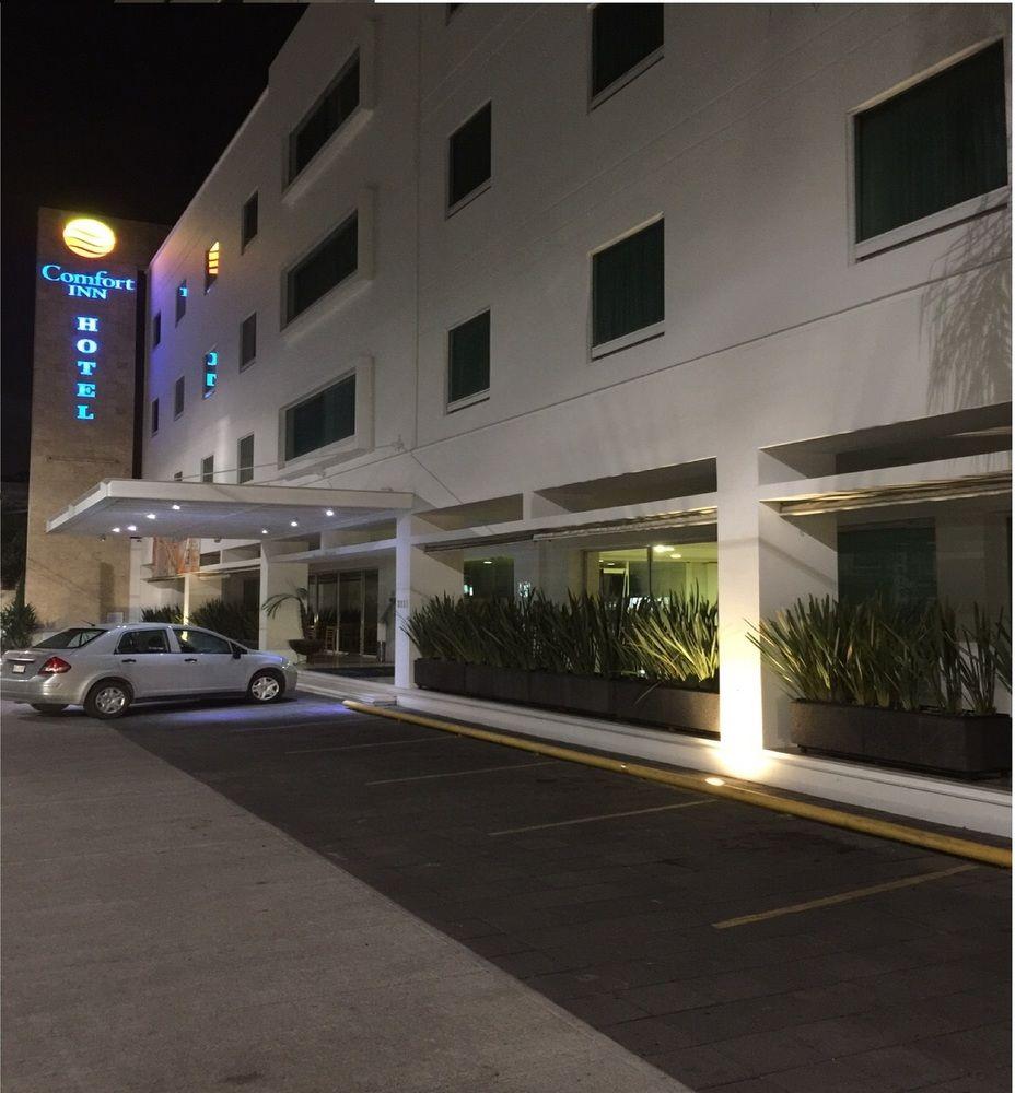 Comfort Inn Morelia Bagian luar foto