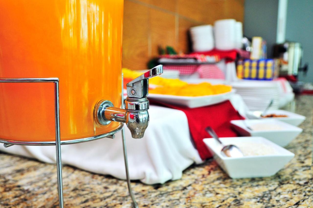 Comfort Inn Morelia Bagian luar foto