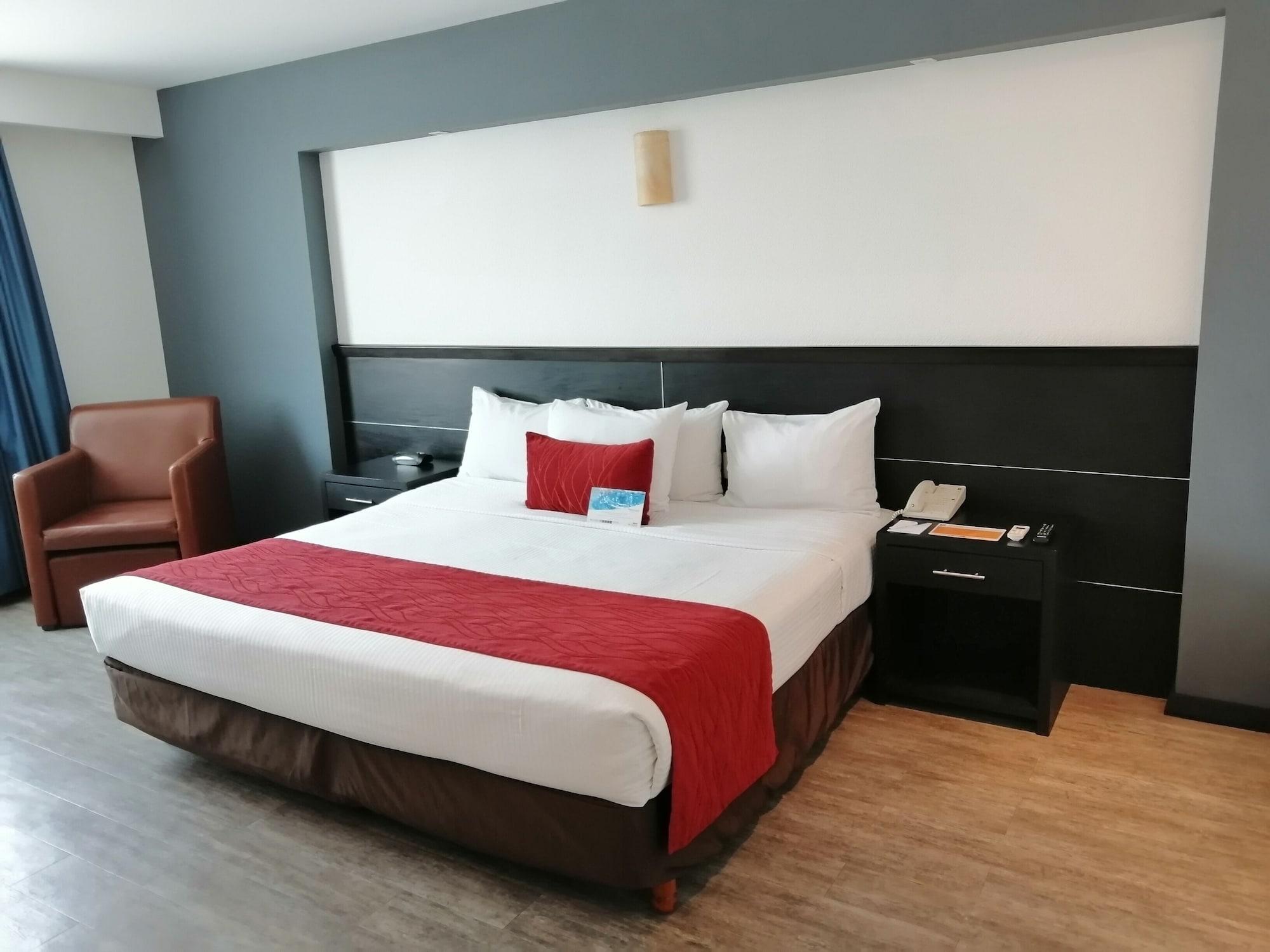Comfort Inn Morelia Bagian luar foto