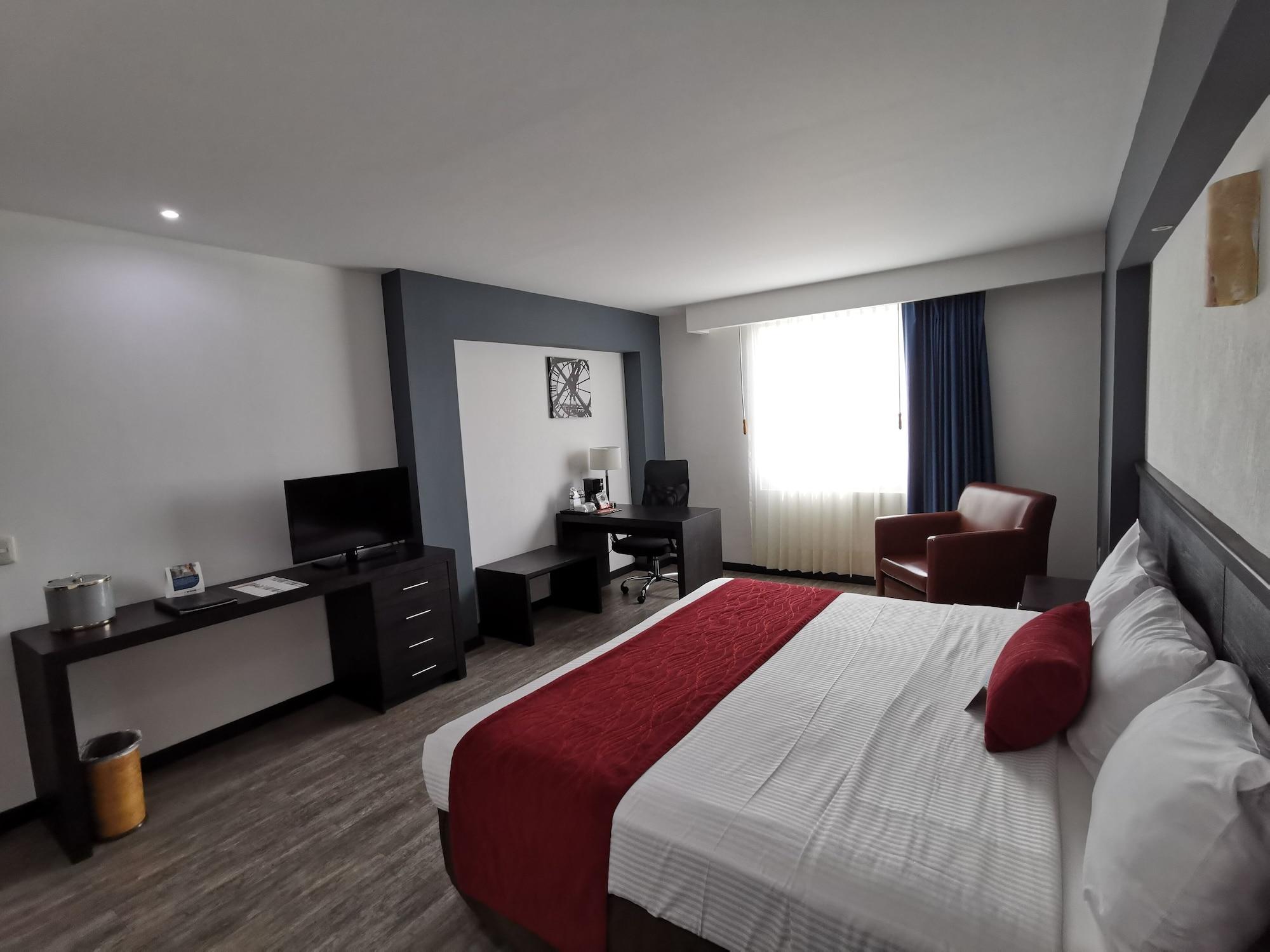 Comfort Inn Morelia Bagian luar foto