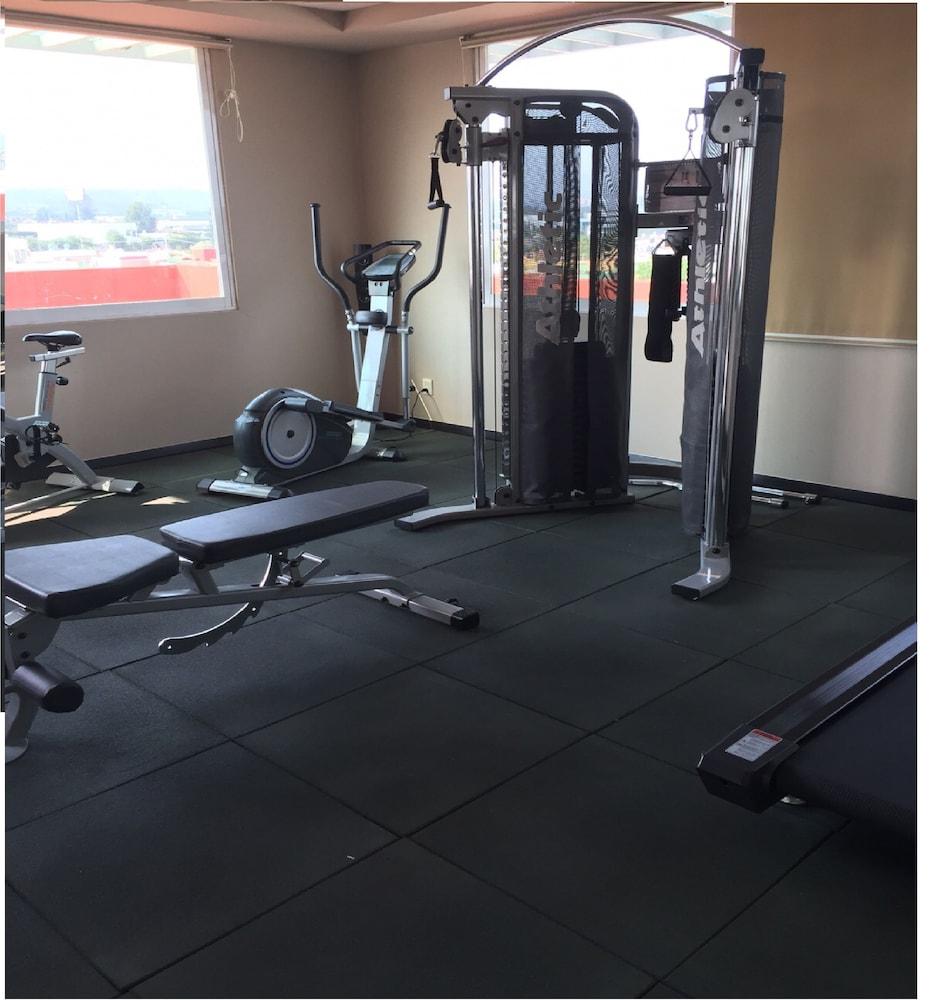 Comfort Inn Morelia Bagian luar foto
