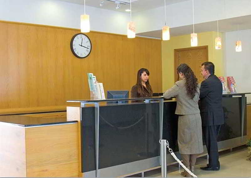 Comfort Inn Morelia Bagian luar foto