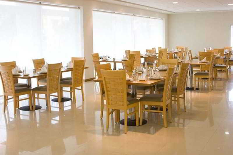 Comfort Inn Morelia Bagian luar foto