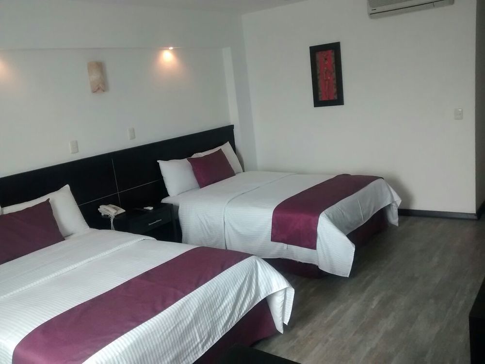 Comfort Inn Morelia Bagian luar foto
