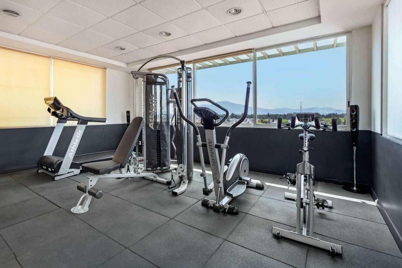 Comfort Inn Morelia Bagian luar foto