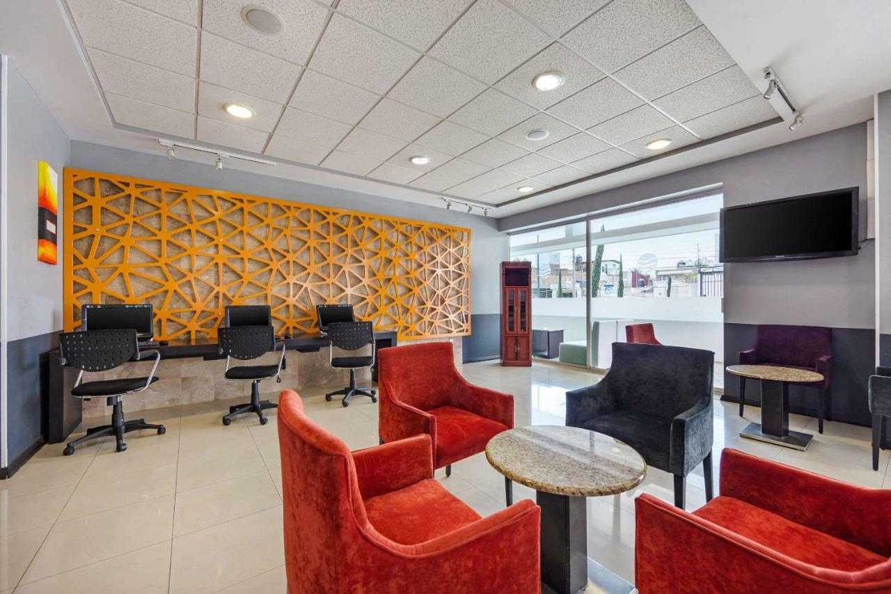 Comfort Inn Morelia Bagian luar foto