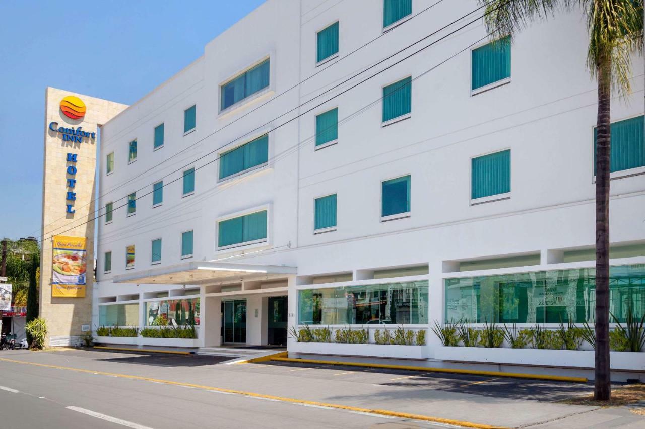 Comfort Inn Morelia Bagian luar foto