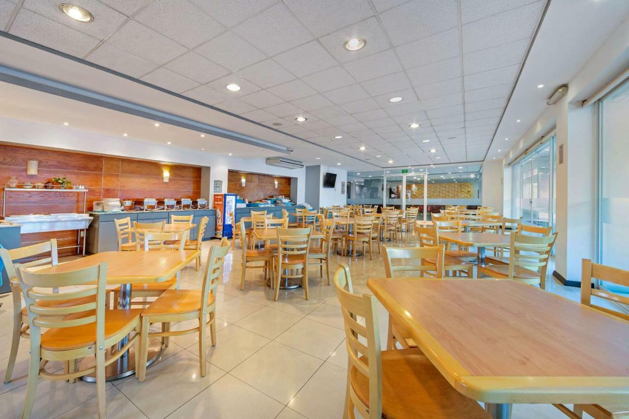 Comfort Inn Morelia Bagian luar foto